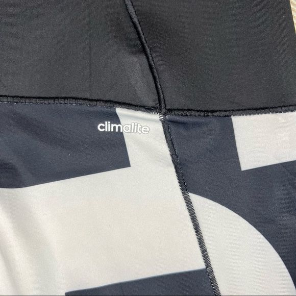 Adidas Ultimate Fit Typo High-Rise Leggings Size S - Picture 10 of 11